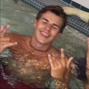 Meet your Posher, Jackson